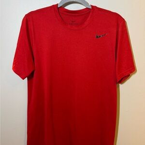 Nike Men's Red Short Sleeve Tee